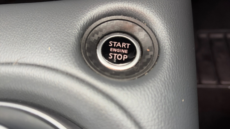 Nissan Juke 1.0 DiG-T N-Connecta 5dr Petrol Hatchback